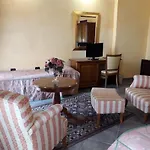 Palazzo Marzano 4* برياتيكو