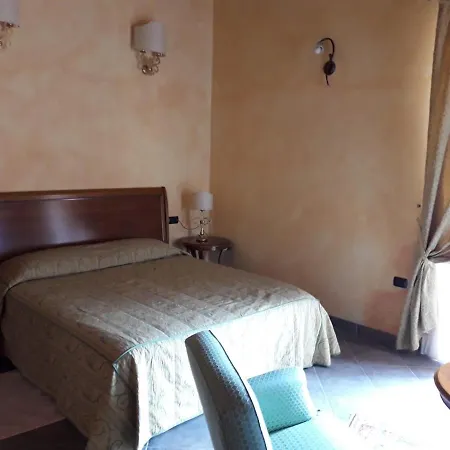 Palazzo Marzano Ξενοδοχείο 4*